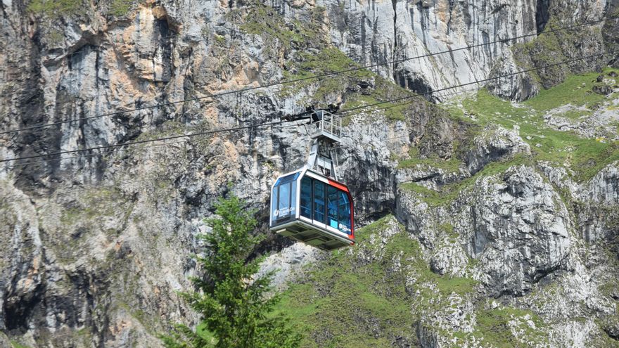 La Semana Santa marca un récord histórico en Cantabria con la visita de 67.000 personas a Cabárceno, Fuente Dé y El Soplao