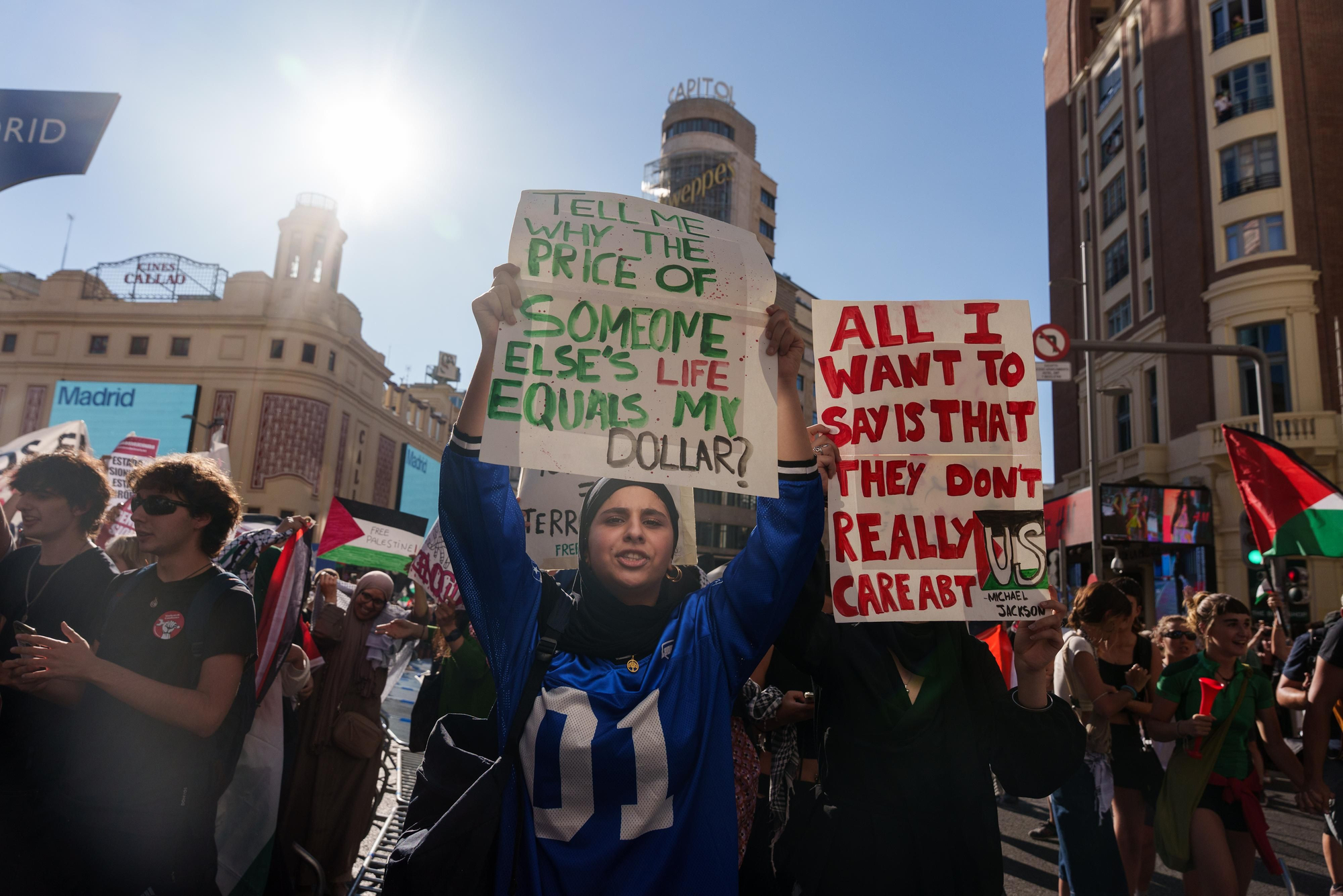 Las protestas contra el genocidio en Gaza que han cancelado la etapa final de La Vuelta, en imágenes