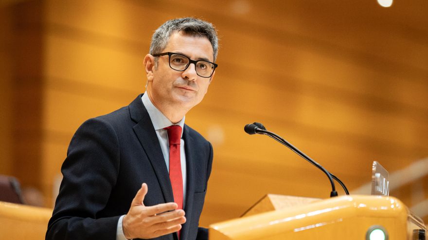 Archivo - El ministro de la Presidencia, Justicia y Relaciones con las Cortes, Félix Bolaños, interviene durante una sesión plenaria del Senado, a 12 de diciembre de 2023, en Madrid (España).
