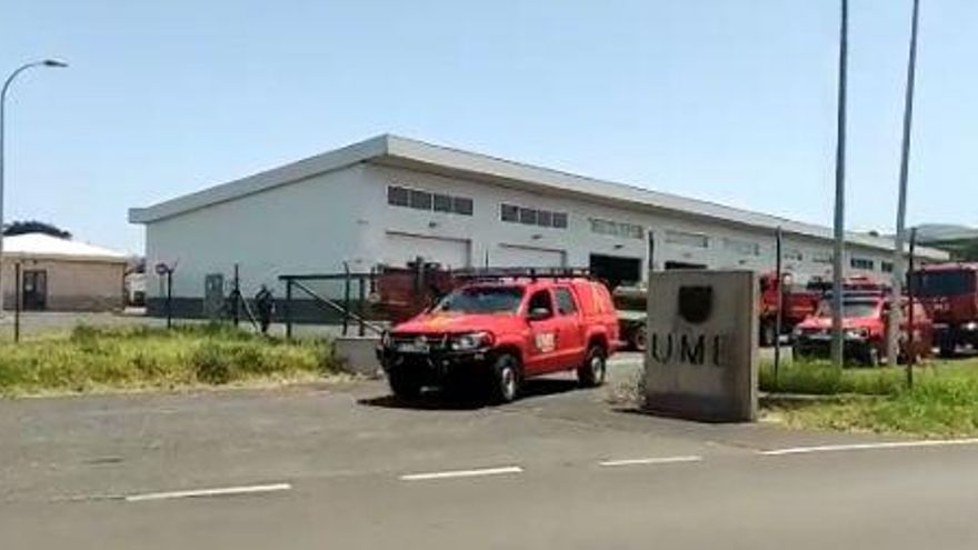 Efectivos de la UME partiendo de Los Rodeos rumbos a Los Realejos