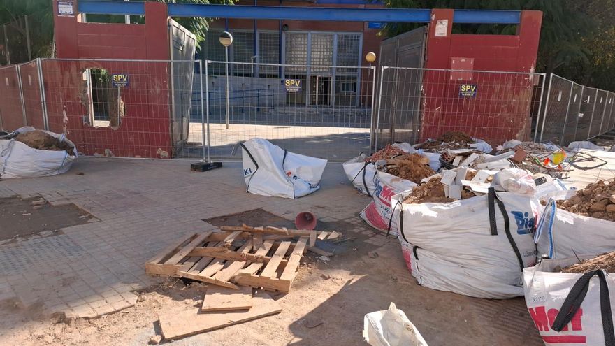 Los centros señalados por el conseller de Educación defienden que no tienen ningún documento que avale la seguridad para retomar las clases