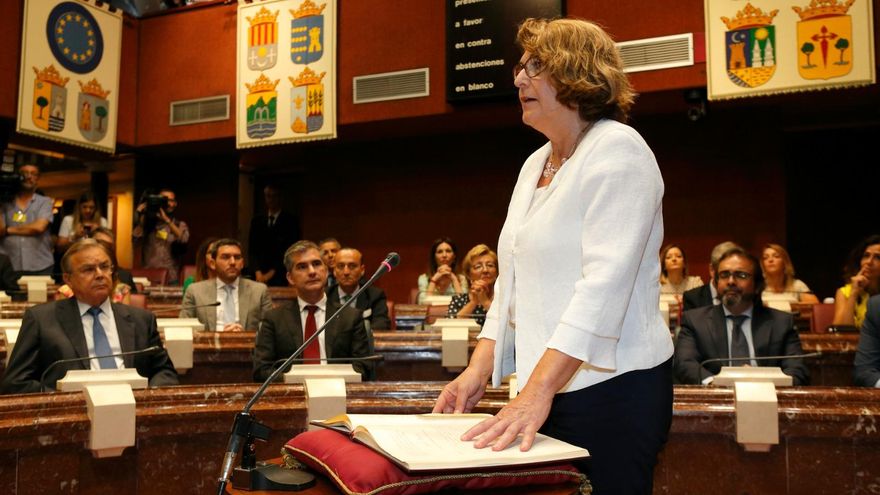 Seis meses con una ex de Vox al frente de la Educación en Murcia: 