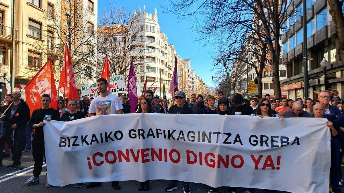 Trabajadores de artes gráficas de Bizkaia luchando por un convenio digno durante la huelga general