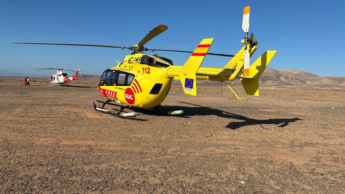 Helicóptero del GES, en la zona a la que se evacuó al afectado.