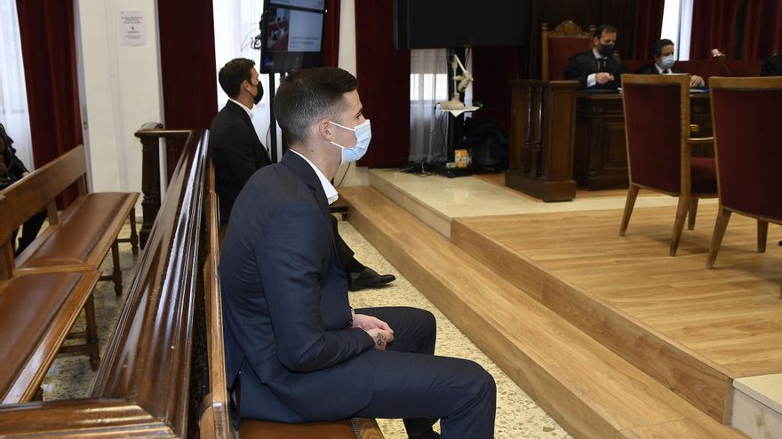 La justicia cita a Santi Mina para valorar su ingreso en prisión ante su fichaje por un equipo de Arabia Saudí