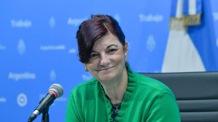 Olmos defendió la suma fija y advirtió que habrá multas para las empresas que no cumplan