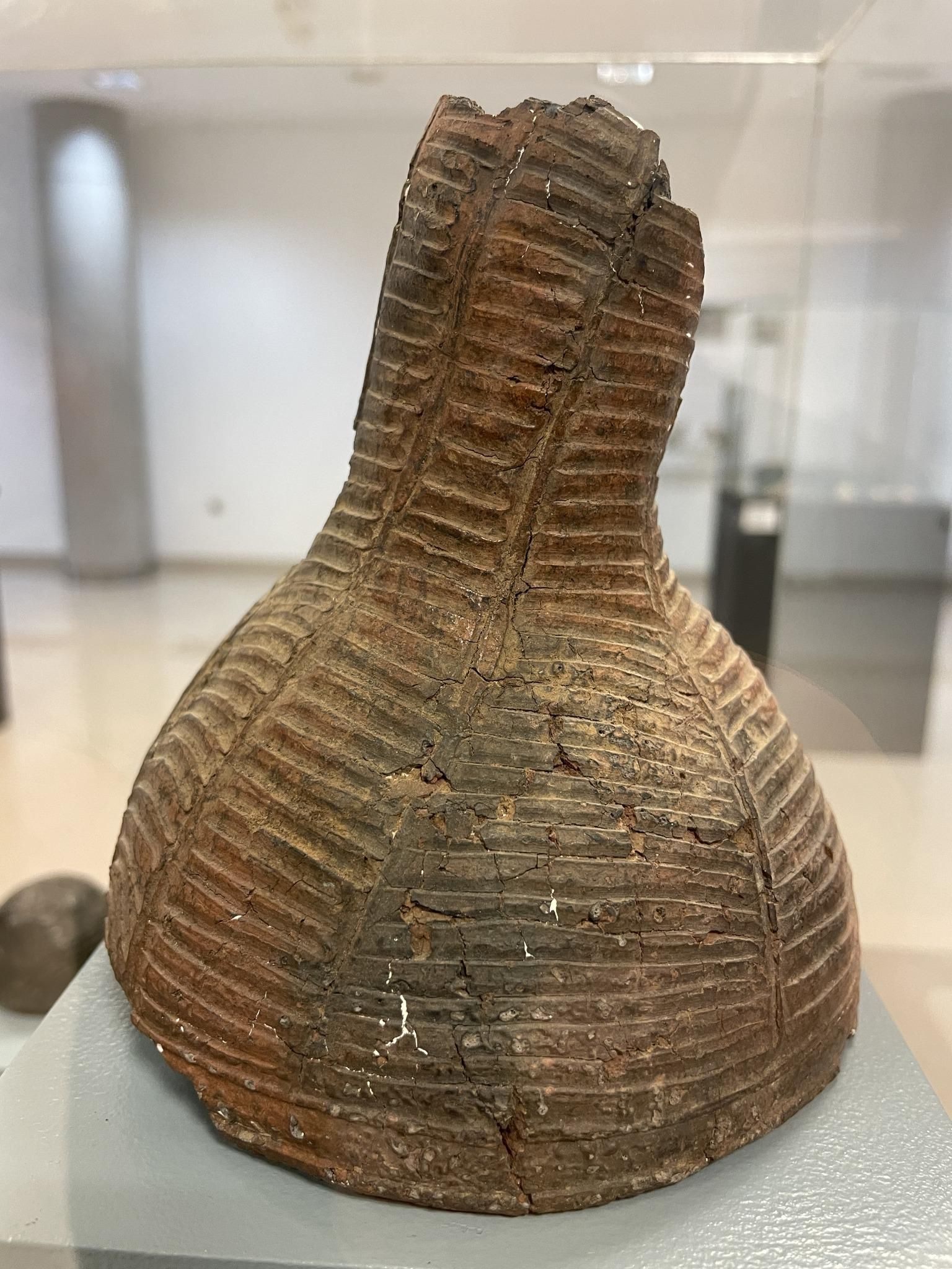 'Fonil' benahoarita expuesto en el Museo de Naturaleza y Arqueología  (Muna) de Santa Cruz de Tenerife.