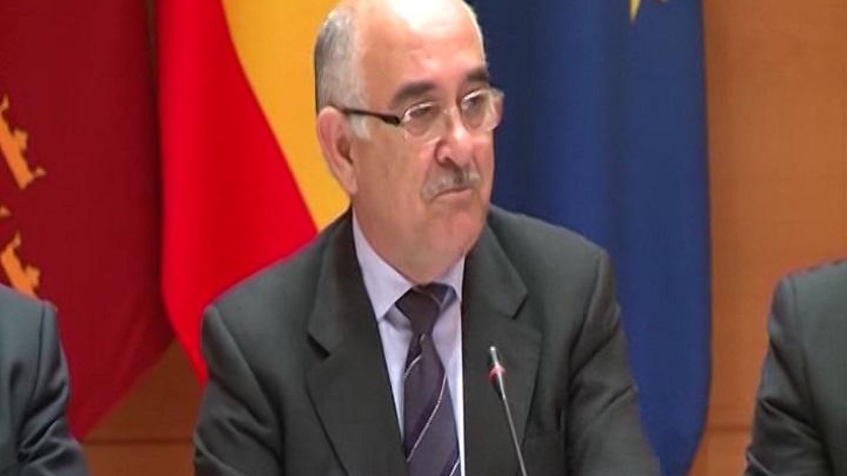 Garre: "Algunos de los que me atacan son los mismos que arrinconan a Aznar en una esquina y han hecho perder su legado"