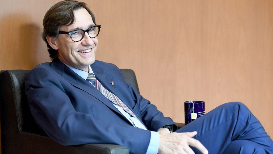 El líder del PSC, en su despacho en el Parlament