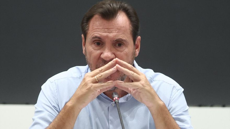 El ministro de Transportes y Movilidad Sostenible, Óscar Puente, durante una rueda de prensa, en la sede del Ministerio, a 30 de octubre de 2026, en Madrid (España). Eduardo Parra / Europa Press