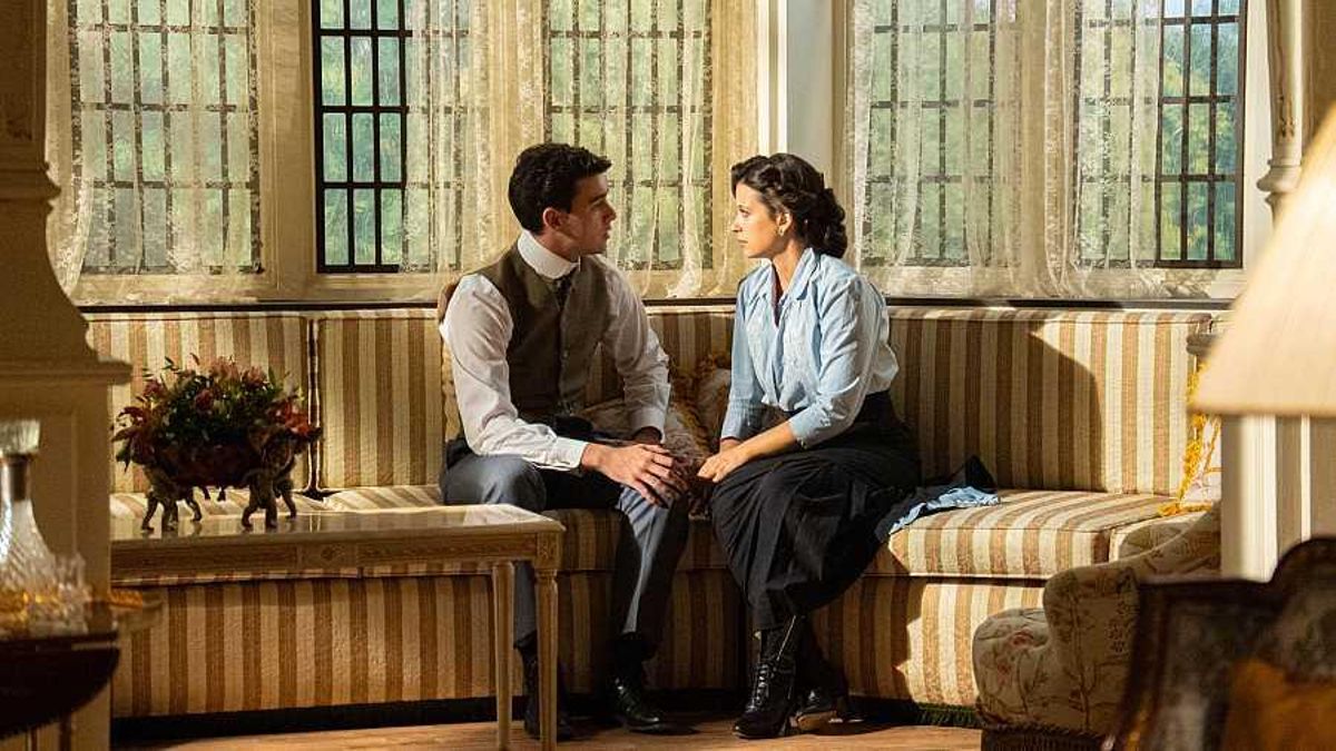 Curro recibe una buena noticia en 'La Promesa'