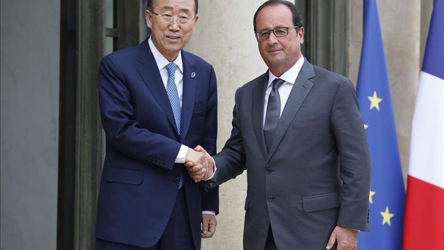 Hollande pide mayor implicación contra el terrorismo y la crisis migratoria