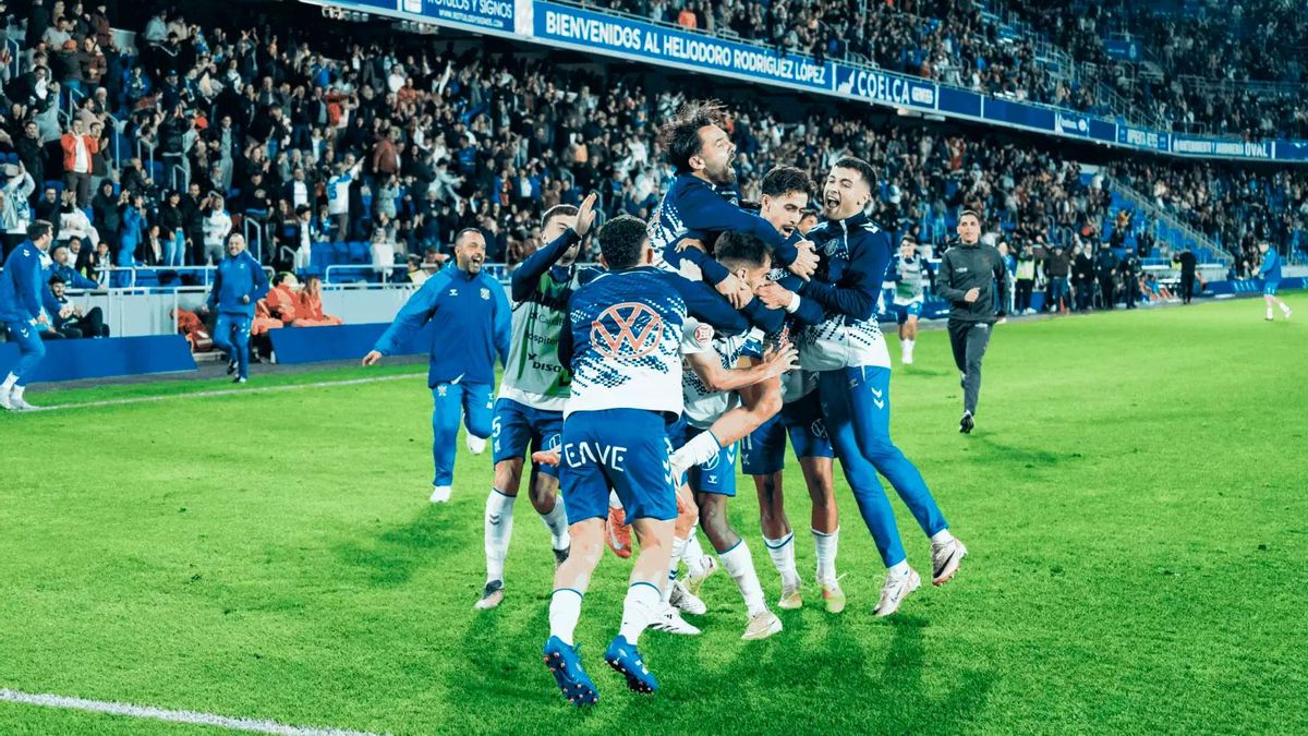 El Tenerife cierra una primera vuelta de récords