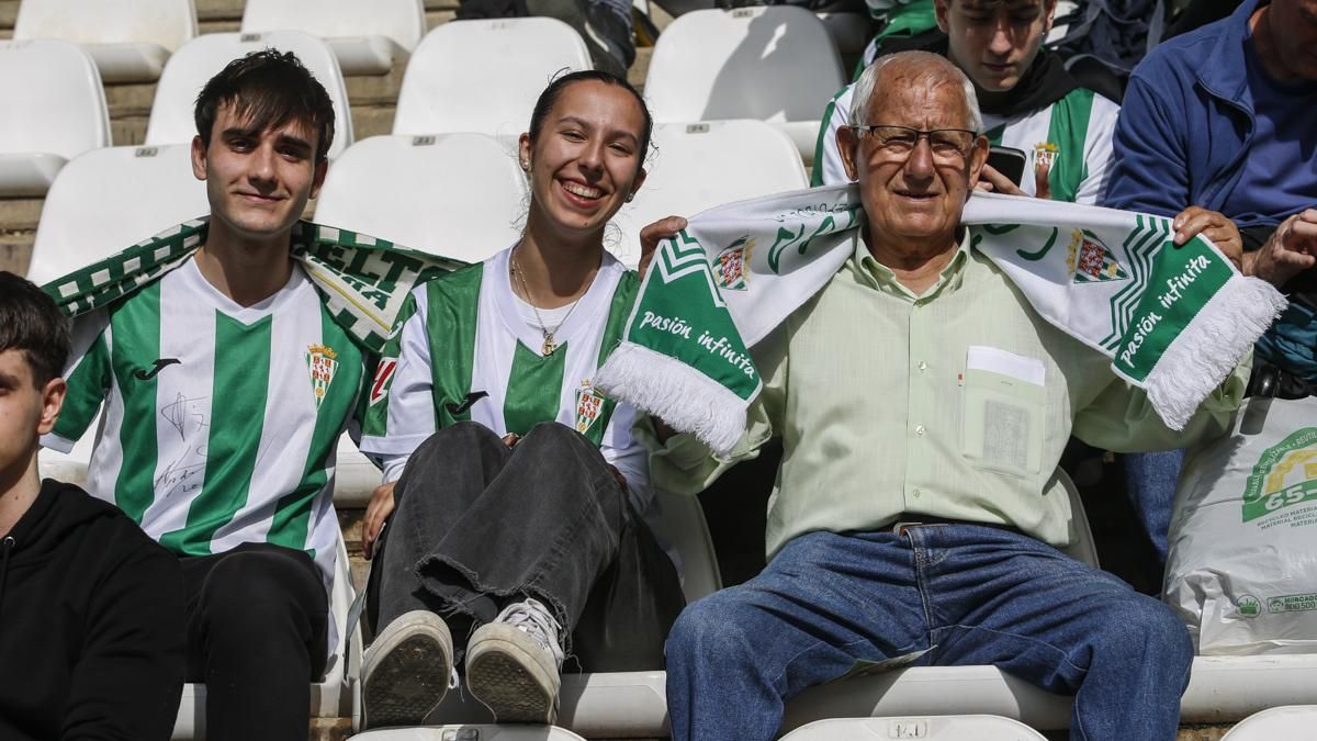 Grada Blanquiverde del Córdoba CF - Granada CF