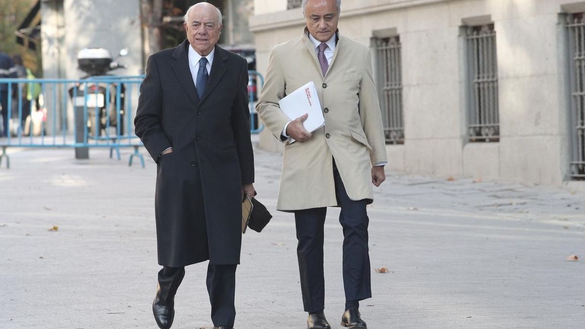 El expresidente de BBVA Francisco González niega que ordenara la contratación de forma opaca de Villarejo