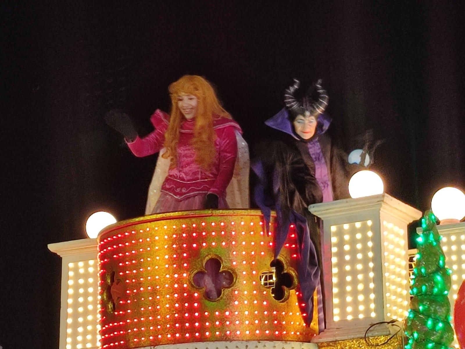 La CabalGaza iluminó León con la ilusión de Papá Noel