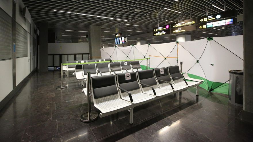 El enredo de los test a turistas: PCR en origen y multa y prueba de antígenos en destino para quien incumpla