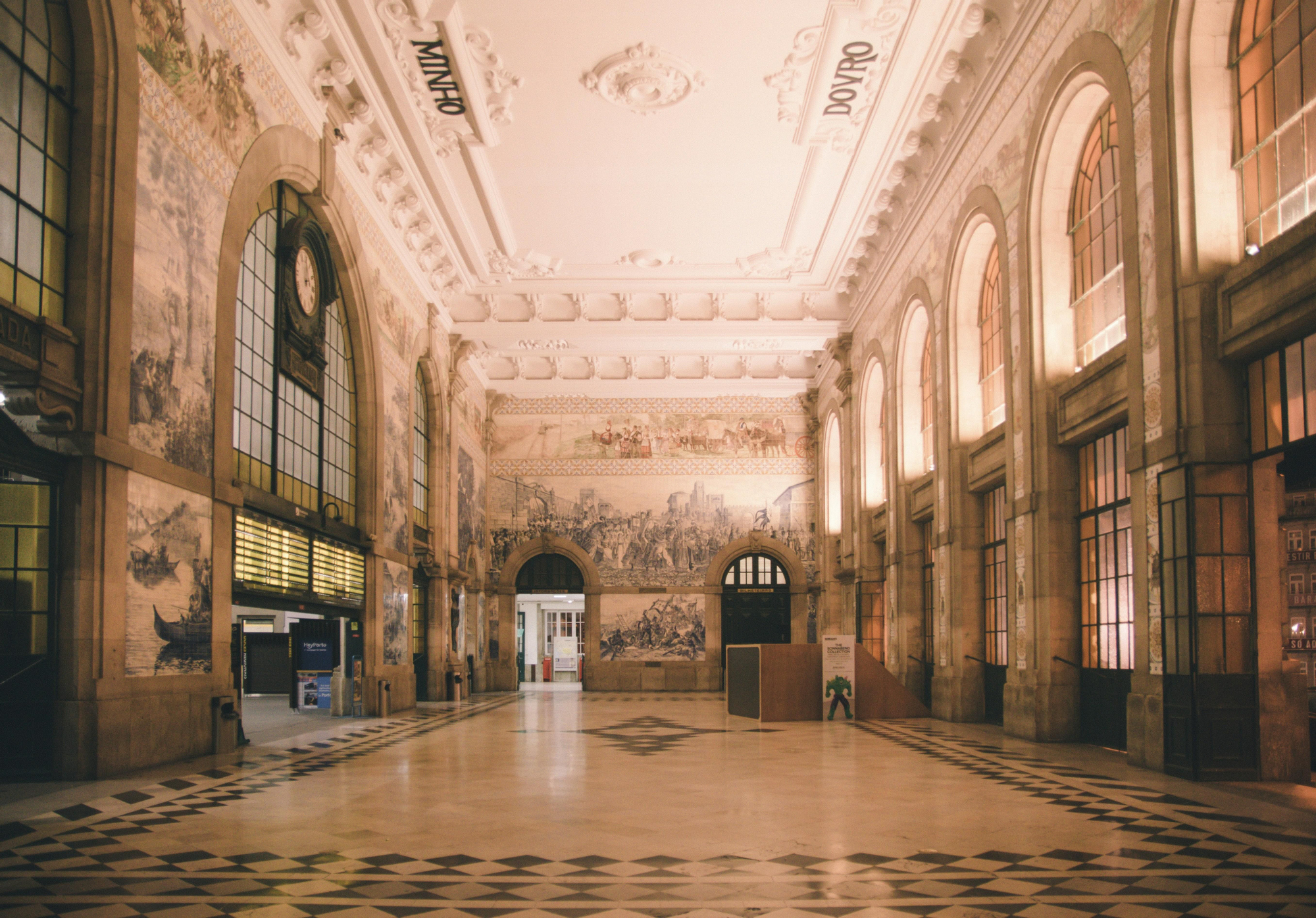 Estación de São Bento, Oporto.