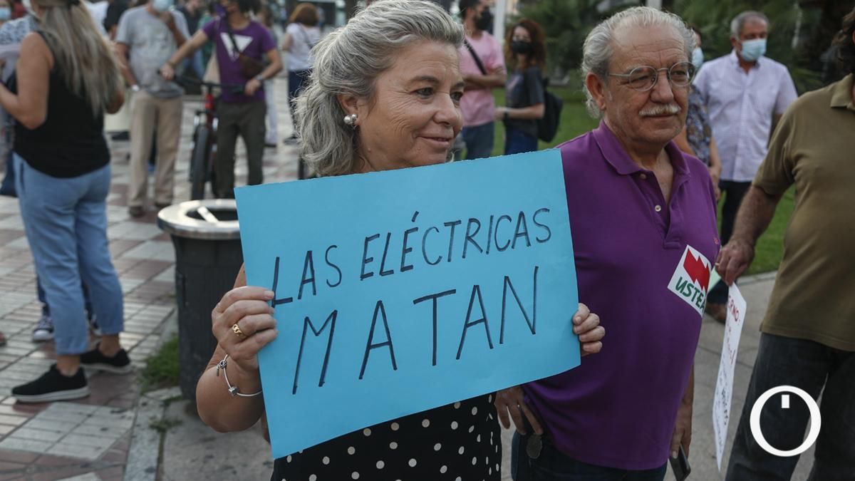 Manifestación contra el precio del suministro eléctrico