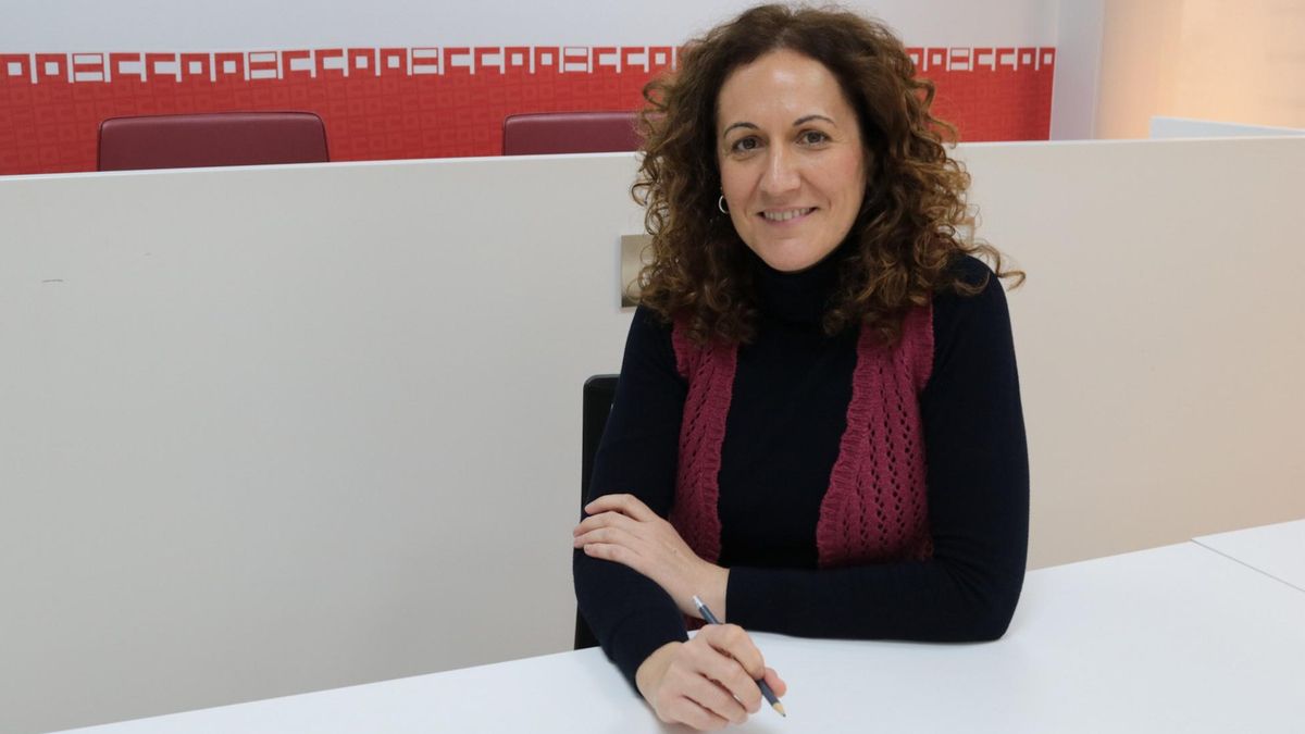 Nuria López: "Me sorprende oír hablar a Juanma Moreno de diálogo y moderación: hay falta de escucha y radicalidad en sus propuestas"