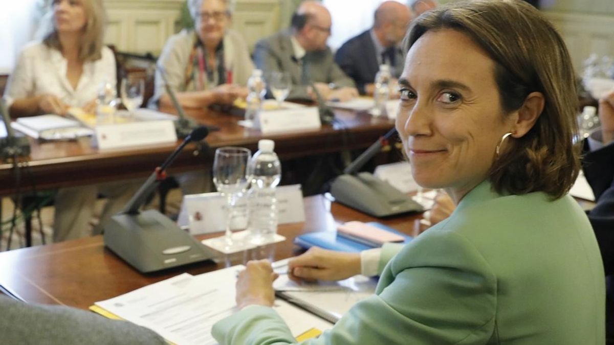 Cuca Gamarra defiende su integración en el PP de Casado y cree que Sáenz de Santamaría "lo entiende"