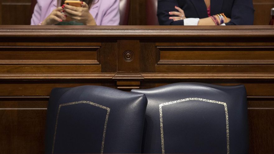 Sí Podemos rechaza invertir 100.000 euros en cambiar los 85 sillones del Parlamento canario