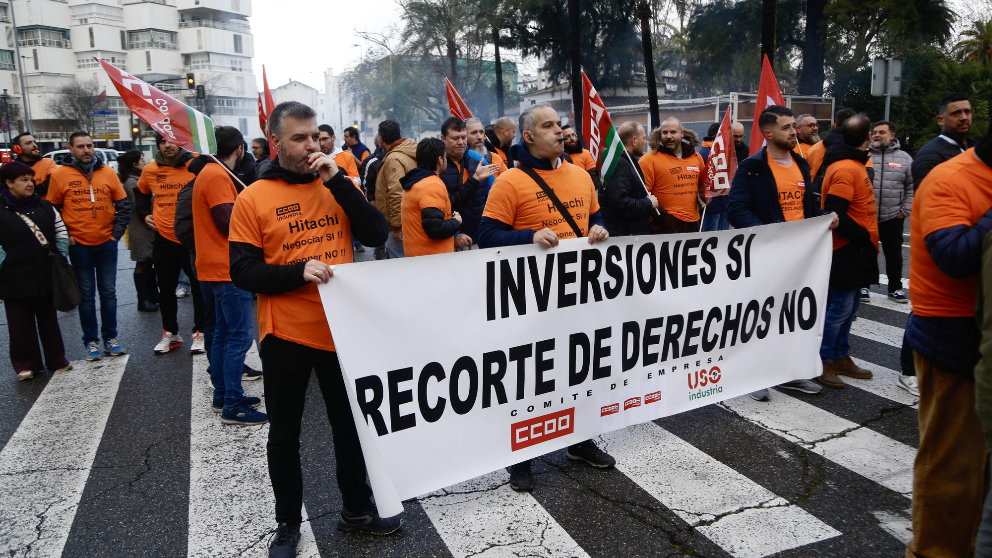 Manifestación de los trabajadores de Hitachi Energy, por la negociación del convenio colectivo