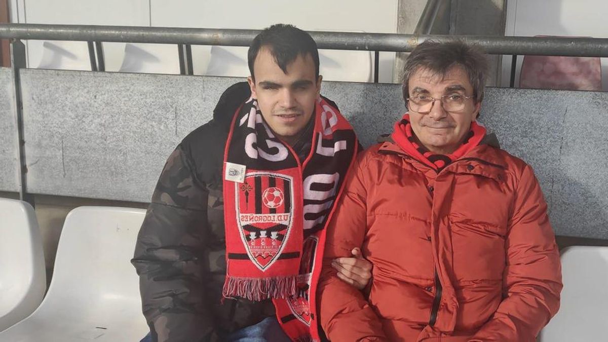 Los partidos de Las Gaunas a través de los ojos de un padre: Vicente narra cada partido para su hijo ciego