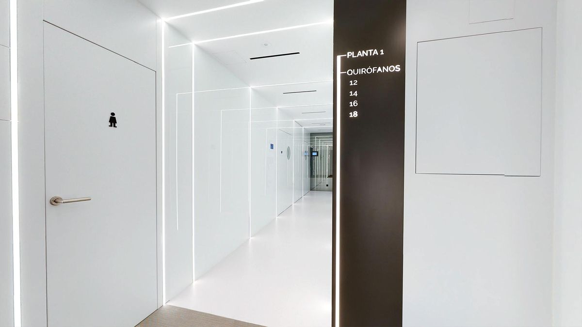 Interior de la clínica de Hospital Capilar en Madrid