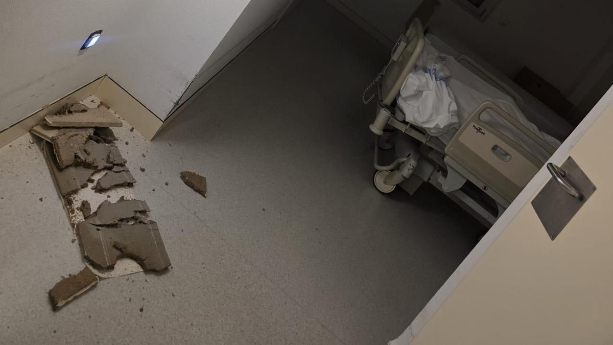 Cae el techo de una habitación del Centro de Salud de Albelda mientras dormía un paciente