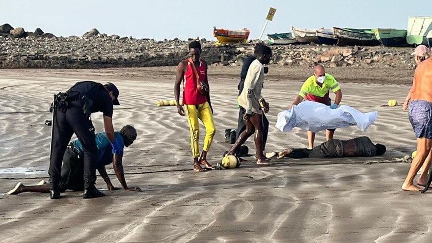 Las barreras de la atención sanitaria a migrantes en Canarias:  “Trabajar sin intérpretes es muy errático, te equivocas"