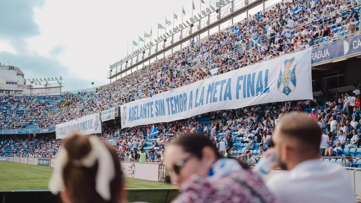 El Tenerife bate su récord de abonados en Segunda División