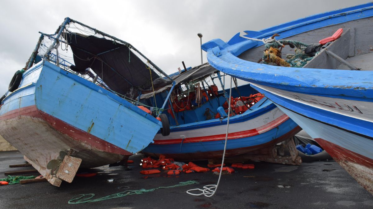 FOTOS | El cementerio de los barcos en los que viajaban cientos de personas rumbo a Europa