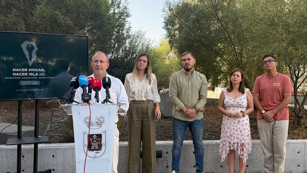 Sergio Rodríguez: “Cumplimos con nuestro compromiso de facilitar el acceso a la vivienda a la gente de La Palma”