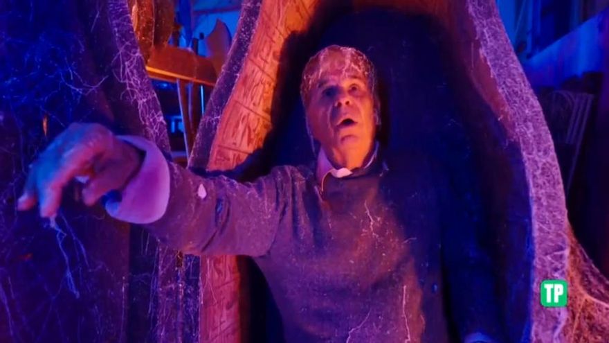 Pedro Ruiz 'sale del sarcófago' en la primera promo de su regreso especial a TVE después de 20 años
