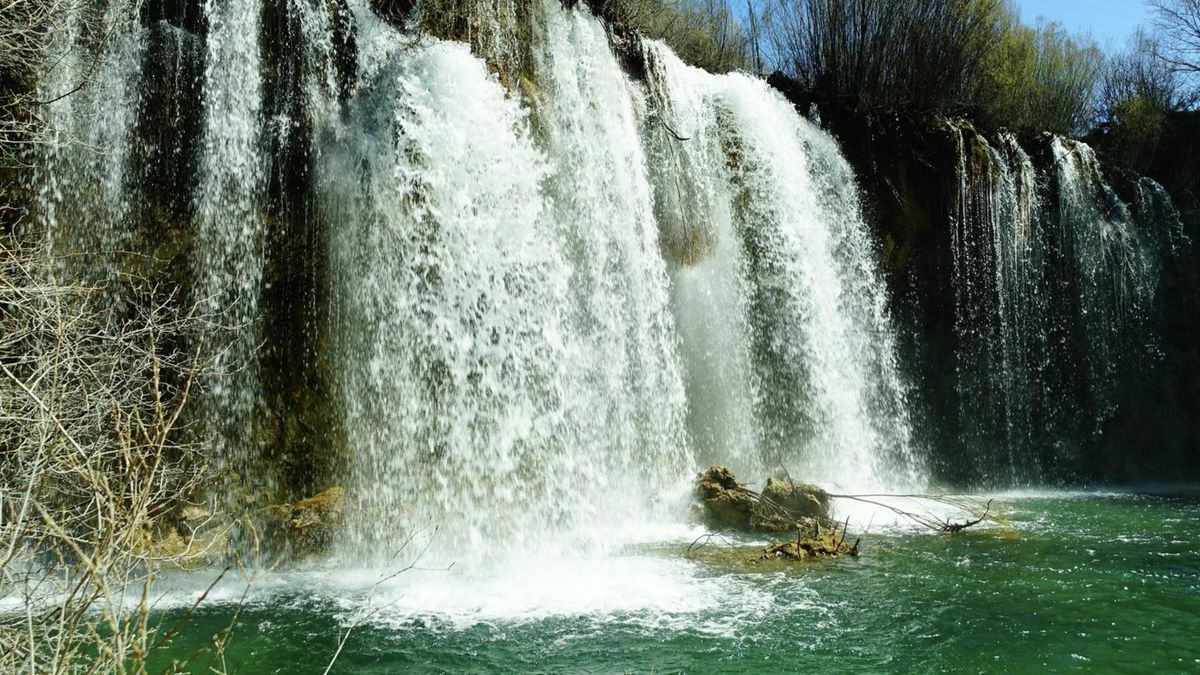 Imagen de la cascada turolense