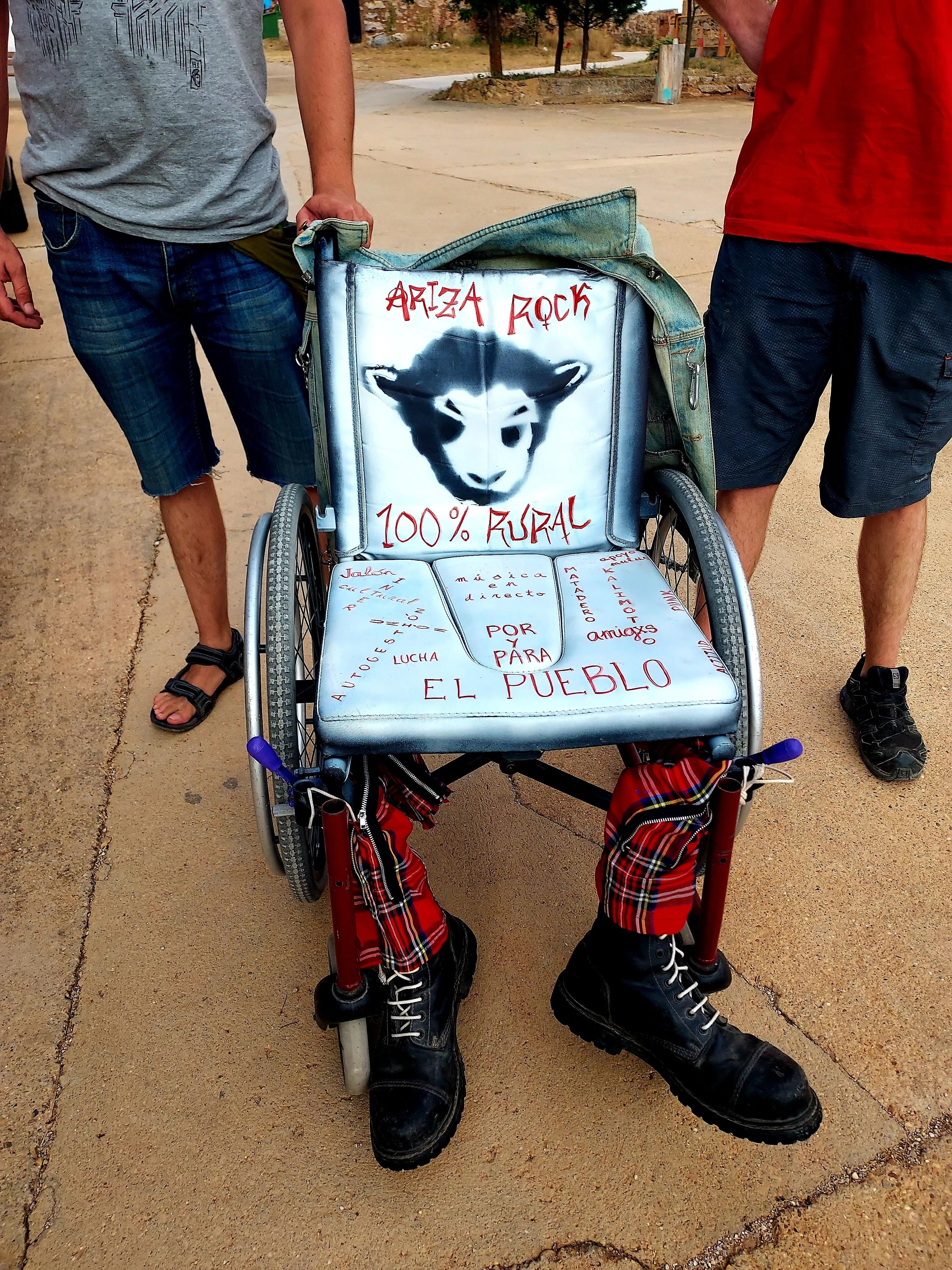 Sillas solidarias. Imagen cedida por Ana Sánchez