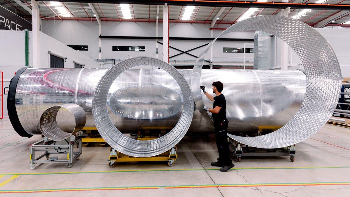 Trabajos en las instalaciones de PLD Space.