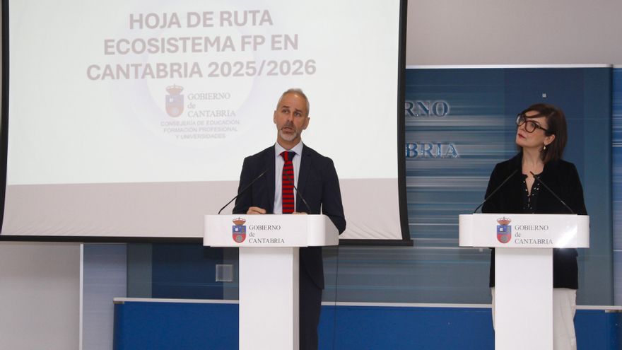 El consejero de Educación, Formación Profesional y Universidades, Sergio Silva, presenta en rueda de prensa, el Foro Cantabria Skills 2025.