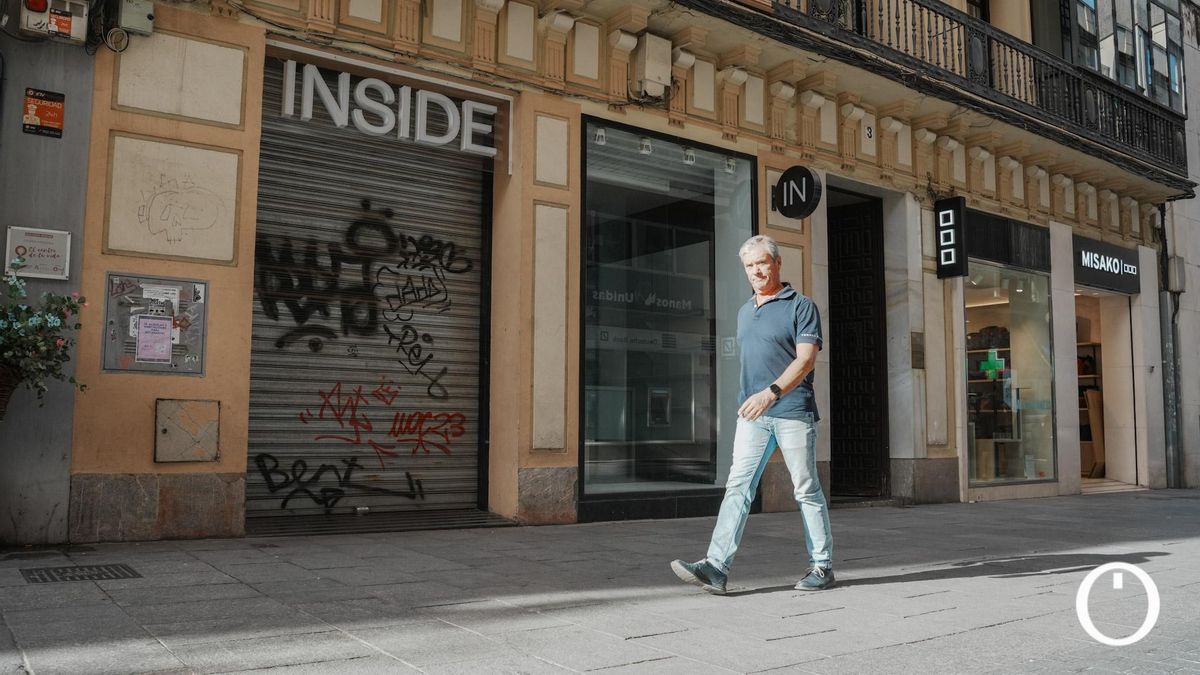 Locales comerciales vacíos en calles Concepción y Gondomar