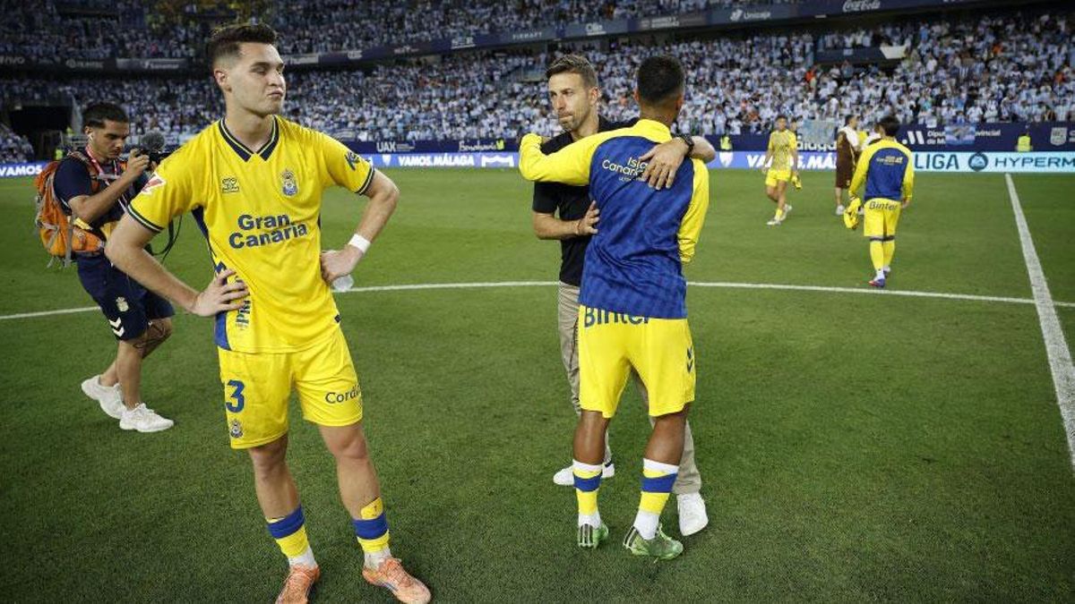 La UD Las Palmas sigue fiel a su historia