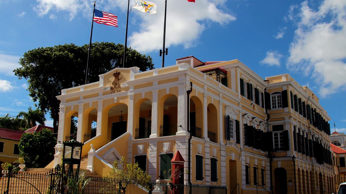 La transferencia de soberanía se formalizó con un acto oficial en 1917