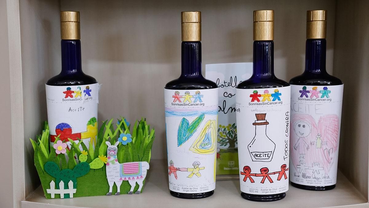 'Botellas con Alma': el proyecto solidario de la Subbética que ha reunido miles de euros para luchar contra la leucemia infantil