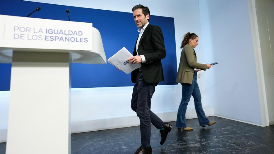 Feijóo agita la dirección del PP para endurecer aún más su oposición