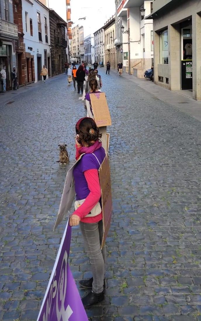 Cadena humana del 8M en la Calle Real.