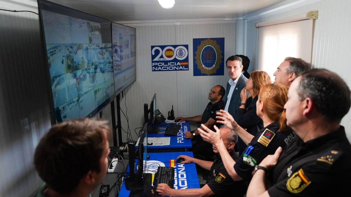 Sala de videovigilancia de la Feria.