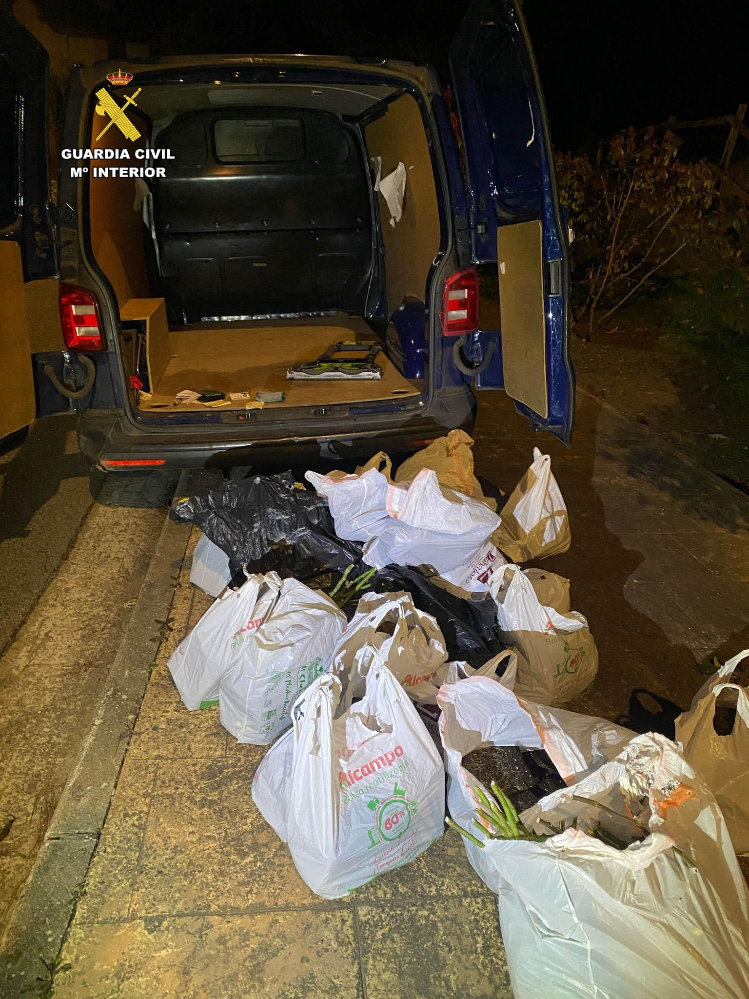 La marihuana oculta en la furgoneta