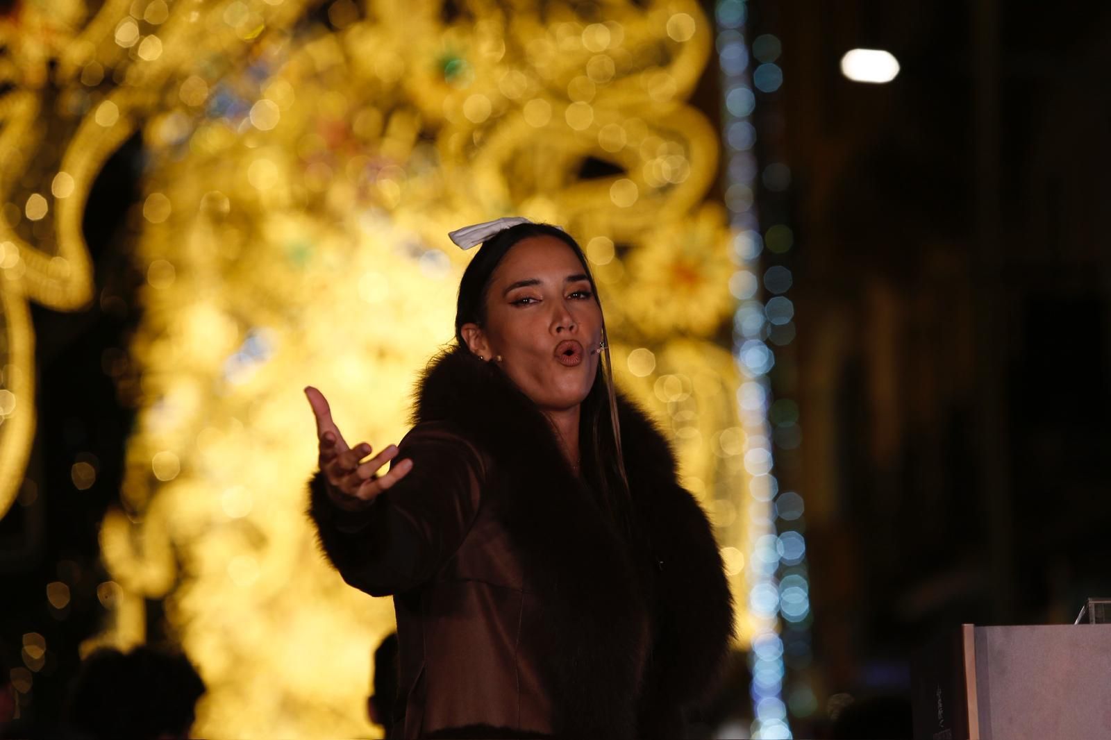 India Martínez enciende la Navidad en Córdoba