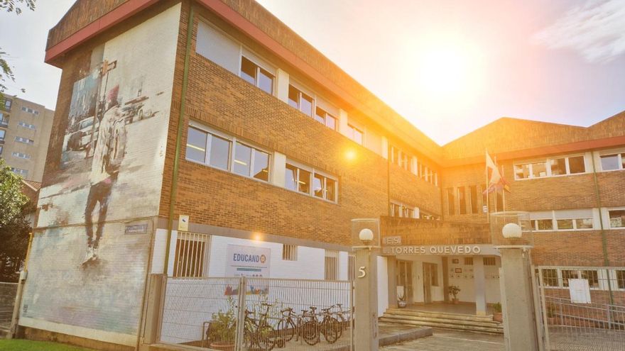 Piden la "expulsión definitiva" de los cuatro agresores del alumno con parálisis cerebral en un instituto de Santander