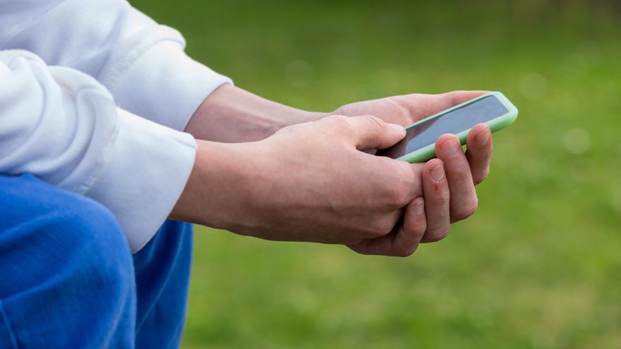 'Love Better': Nueva Zelanda apuesta por ayudar a los adolescentes a recuperarse de las rupturas